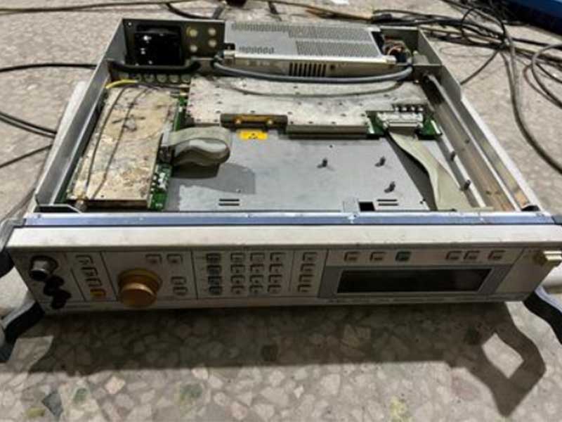 维修R&S罗德施瓦茨SMW200A信号发生器